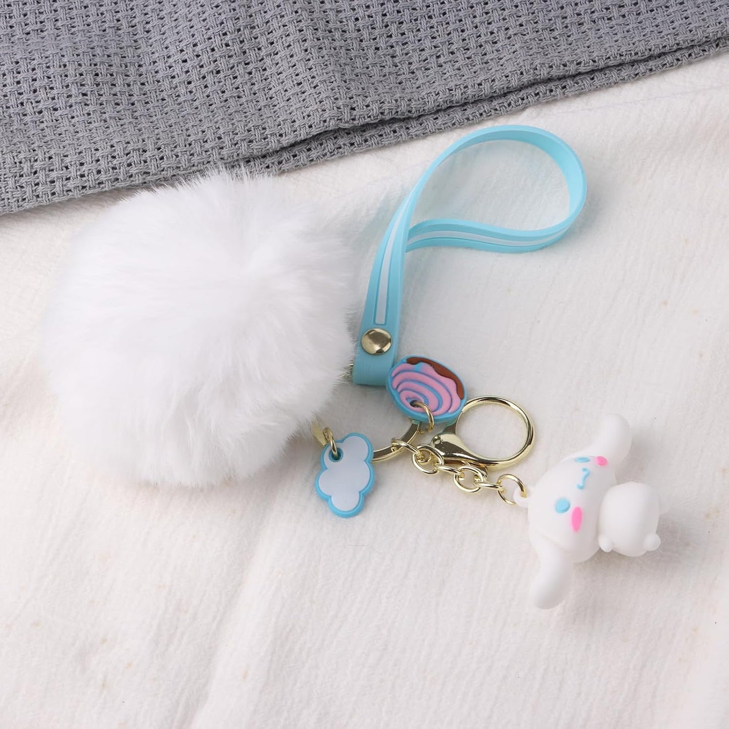 Cute Cinnamoroll Keychain Accessory for Women